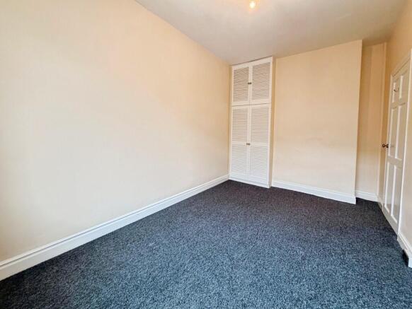2 bed Terraced for sale Image 6