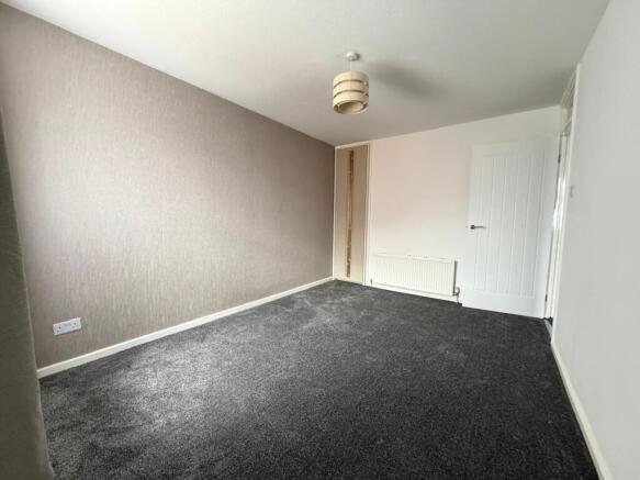 3 bed Terraced for sale Image 5