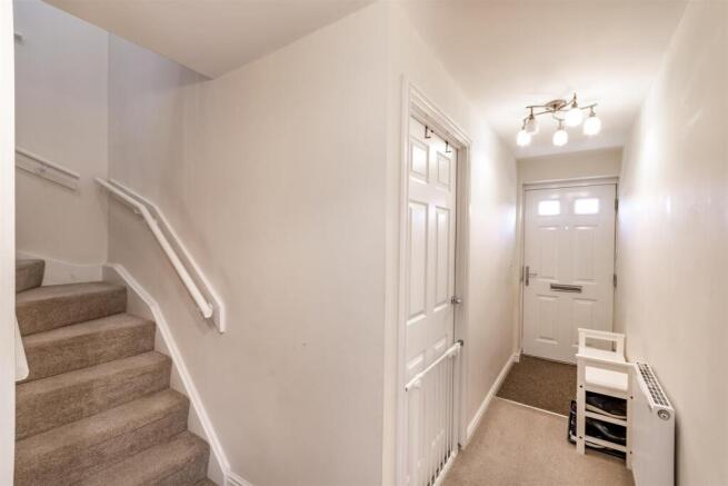 4 bed Detached for sale Image 10