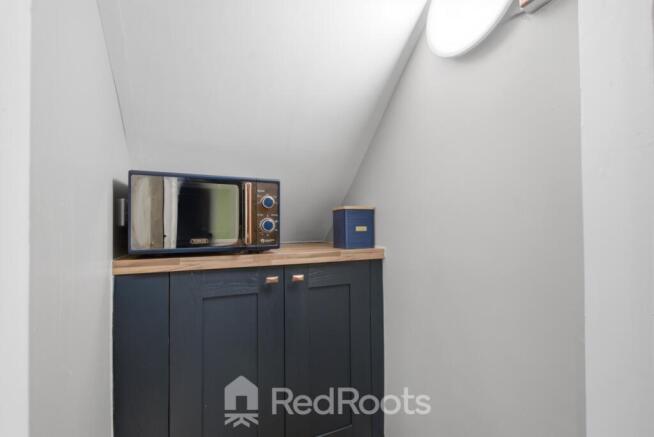 3 bed Semi-Detached for sale Image 9