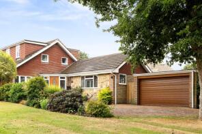 2, Link Hill, Pulborough RH20 4LS
