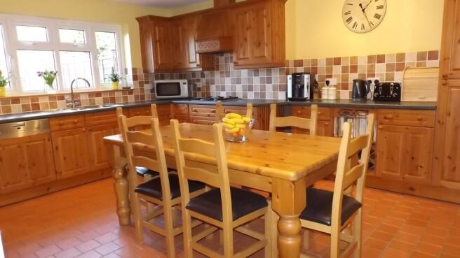 Kitchen/dining room