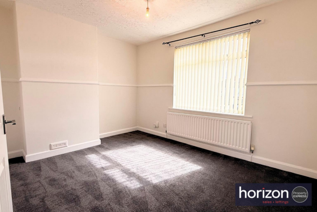 3 bed Terraced for sale Image 8