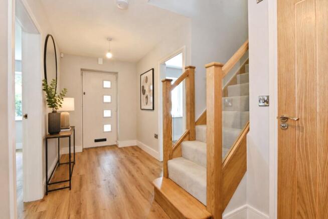 4 bed Detached for sale Image 9