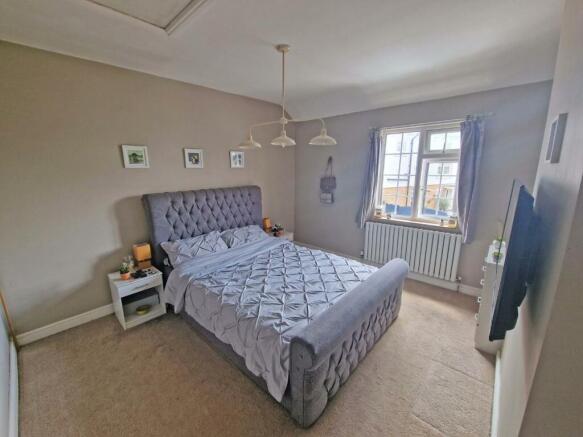 Bedroom1.jpg