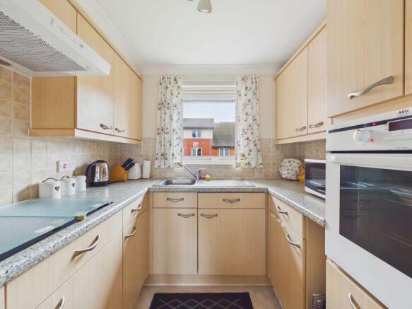 1 bed Apartment for sale Image 8