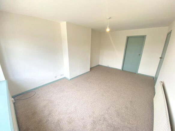 2 bed Semi-Detached Bungalow for sale Image 8