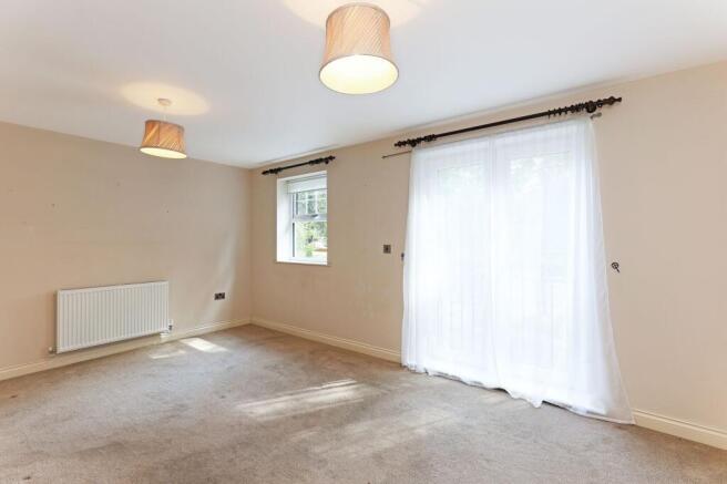 4 bed Terraced for sale Image 9