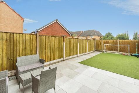 Holcroft Drive, Wigan, WN2