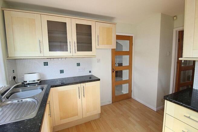 3 bed Semi-Detached for sale Image 10