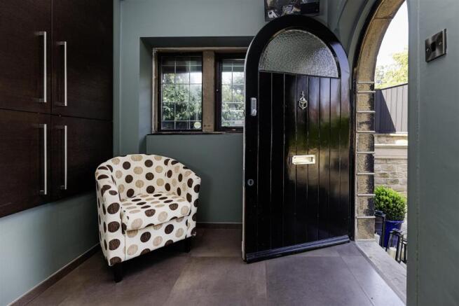 6 bed Character Property for sale Image 6