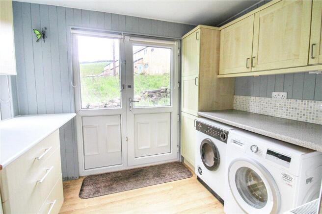 3 bed Semi-Detached for sale Image 5