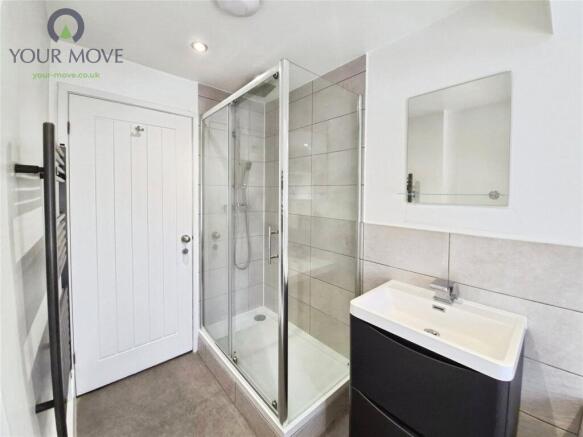 2 bed End of Terrace to rent Image 9