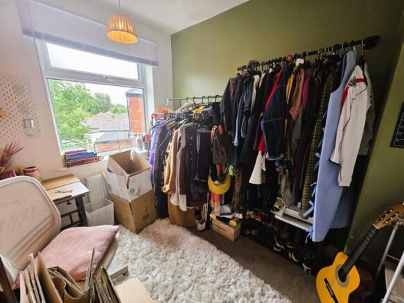 2 bed Flat to rent Image 10