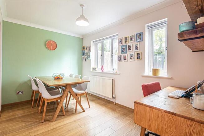 3 bed Detached for sale Image 5