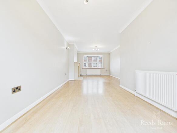 Sitting/Dining Room
