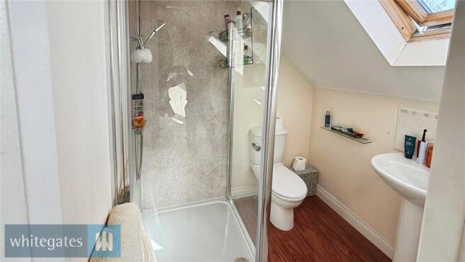 4 bed Semi-Detached for sale Image 11