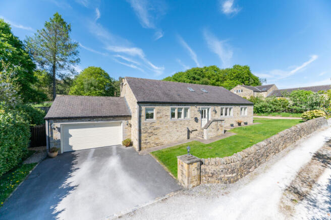 5 bed Barn Conversion for sale Image 4