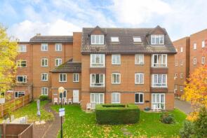 Flat 33, 43 Kingston Lodge, Kingston Road, New Malden KT3 3PN