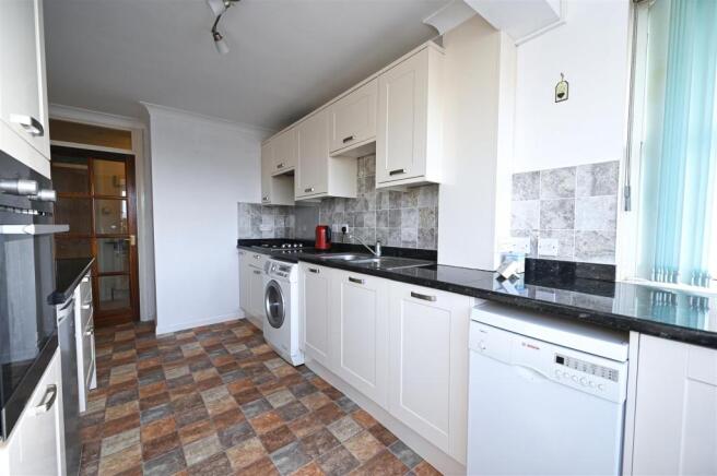Kitchen / Breakfast Room