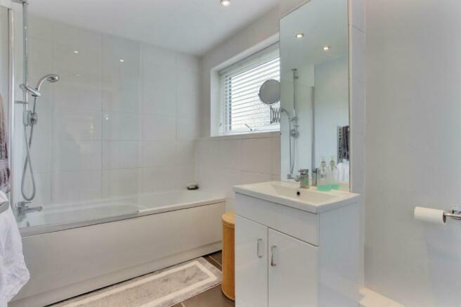 Bathroom.jpeg
