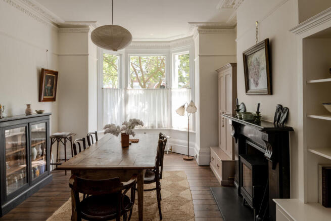 341238 - forest drive east-9.jpg