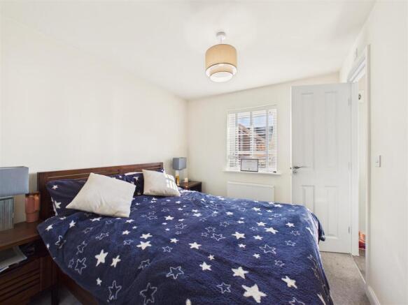 3 bed Semi-Detached for sale Image 7