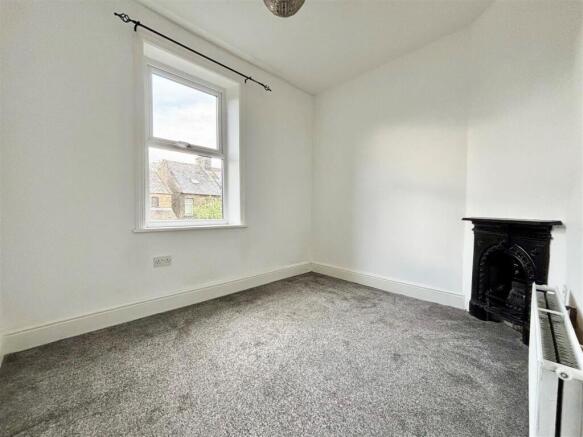 2 bed Terraced for sale Image 11