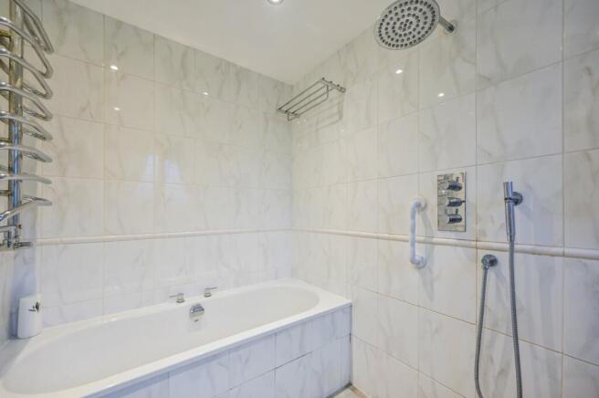 Bath/Shower