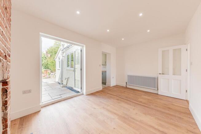 Dining Room (2)