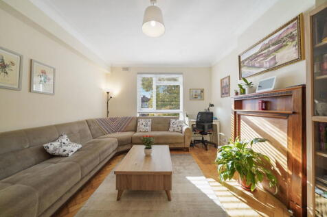 Green Lanes, London, N21