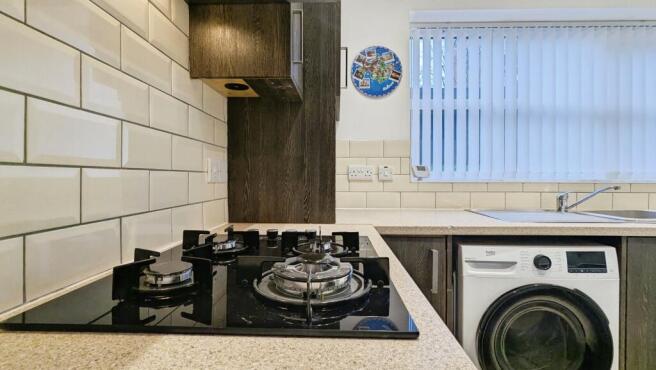 3 bed Semi-Detached for sale Image 7