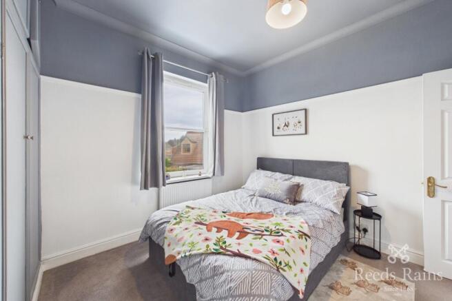 4 bed Semi-Detached for sale Image 10