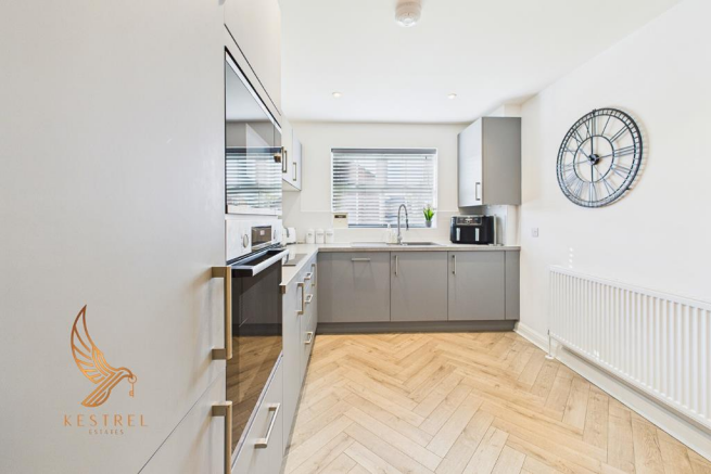 3 bed Detached for sale Image 6