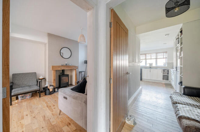 1433235-11-69ba85...