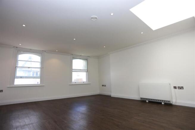 9 Jarvis Hse (3).JPG