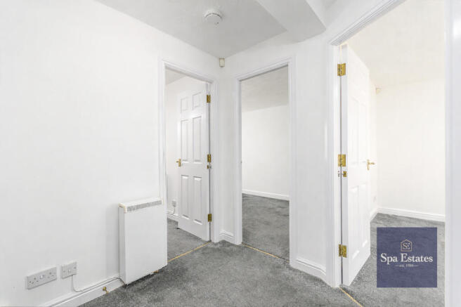 Frances Havergal Close, Leamington Spa photo 4