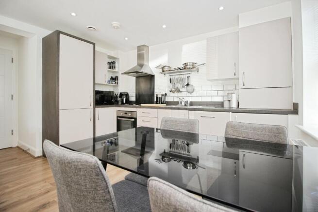 Lounge / Kitchen