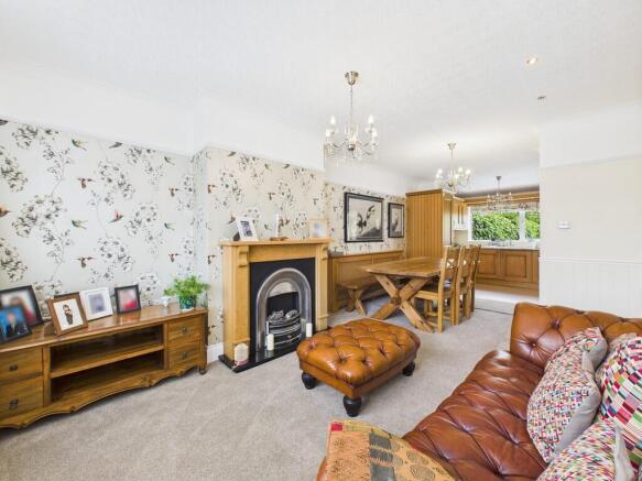 CAM01835G0-PR0217...