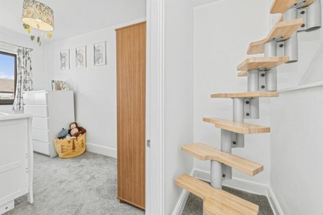 2 bed Terraced for sale Image 6