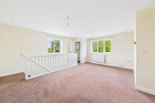 Living / Dining Area