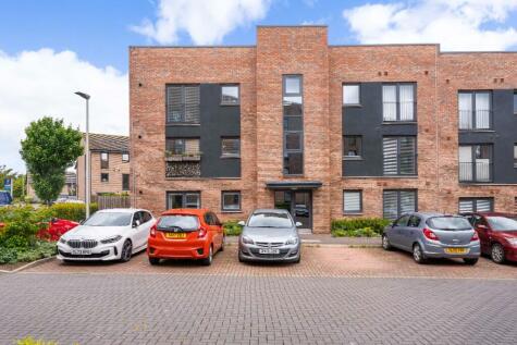 Skylark Place, Edinburgh, EH15