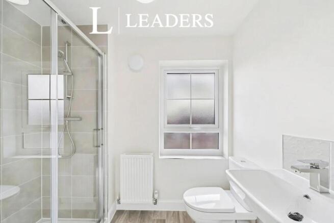3 bed Detached to rent Image 6