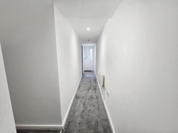 1 bed Flat to rent Image 7