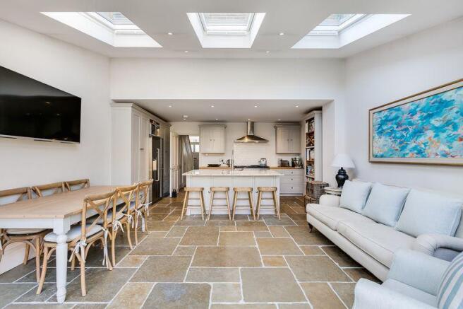 Kitchen / Sitt...