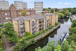 Flat 3, 3, Twig Folly Close, London E2 0SU