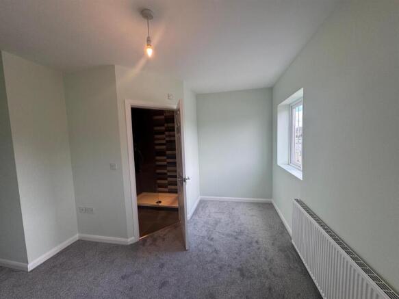 Double bedroom 1