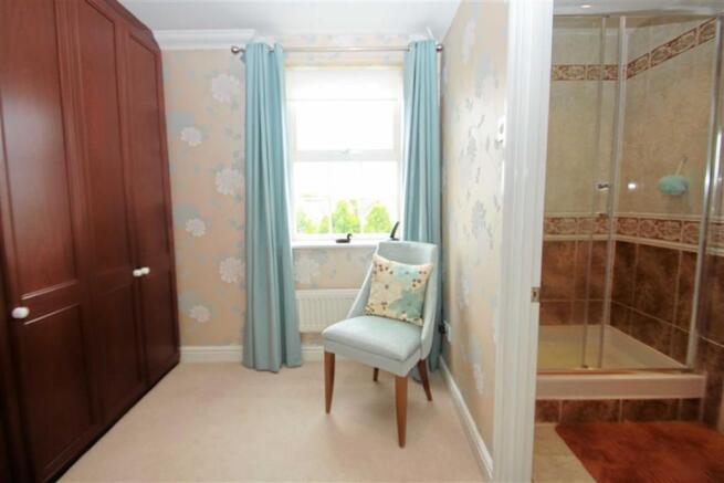 DRESSING ROOM