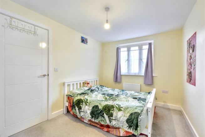 Bedroom 4_2.jpeg