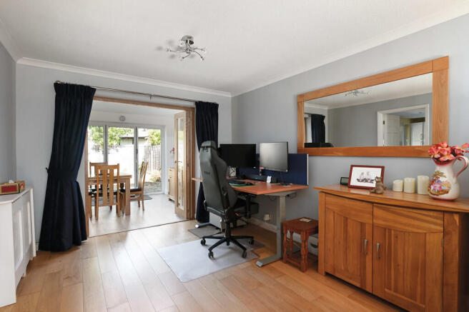 2 Sheraton Close ...
